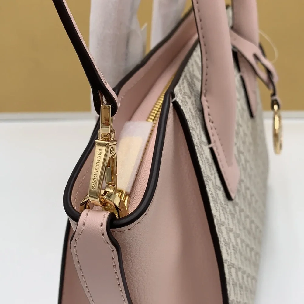 MICHAEL KORS
Avril Small Logo Top-Zip Satchel Powder Blush Multi signature color - Picture 7 of 16